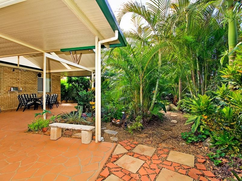 13 Cheltenham Place, Forest Lake QLD 4078