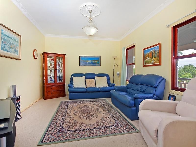 13 Cheltenham Place, Forest Lake QLD 4078