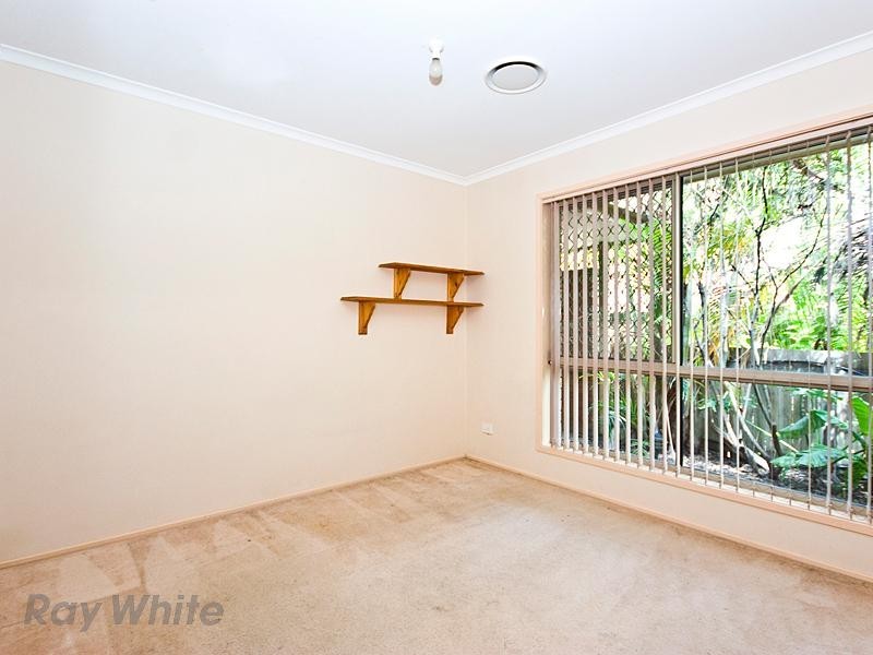 25 Elderslie Place, Forest Lake QLD 4078