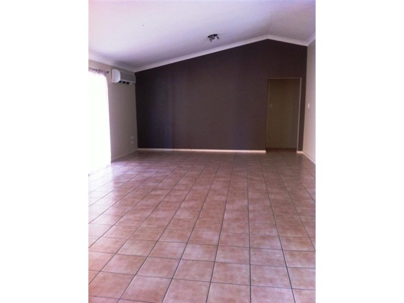 22 Oxley Place, Forest Lake QLD 4078