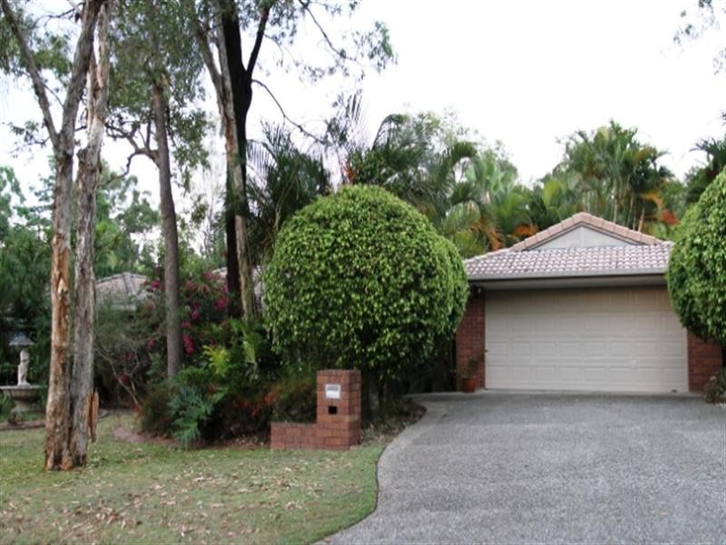 27 Springfield Place, Forest Lake QLD 4078