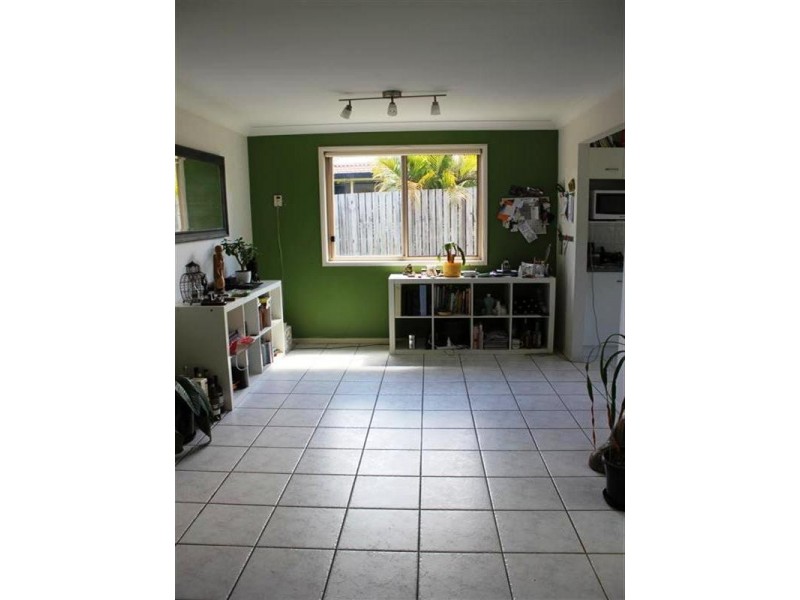 8 Lyrebird Close, Doolandella QLD 4077