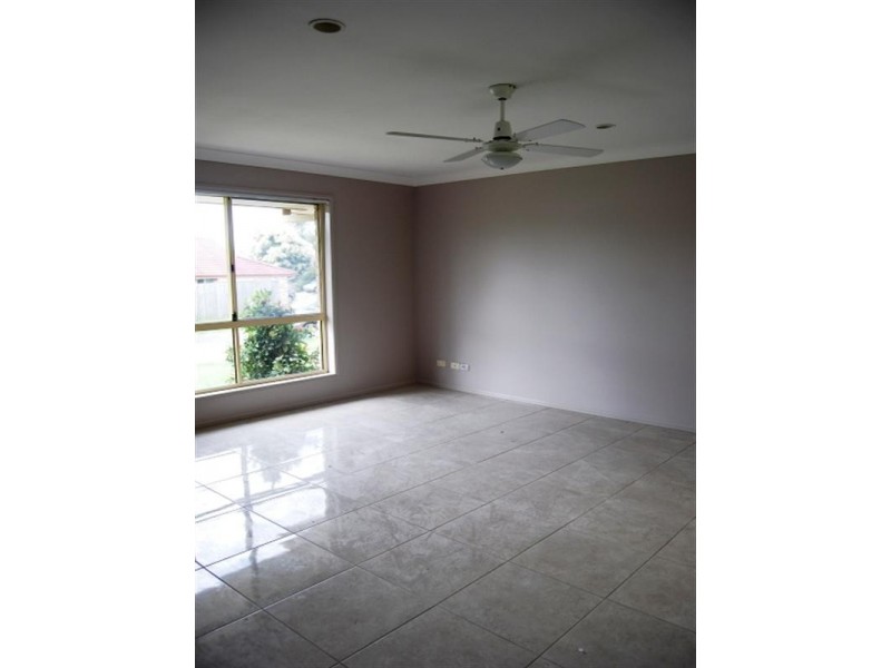 51 Central Street, Forest Lake QLD 4078