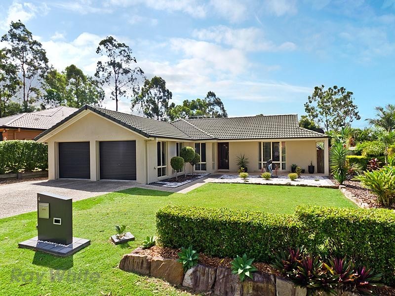 4 Brighton Parade, Forest Lake QLD 4078