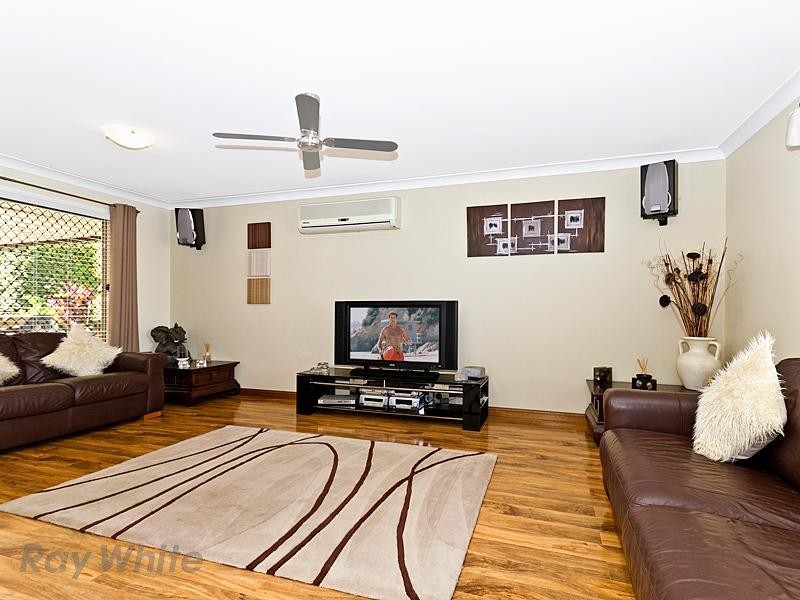 4 Brighton Parade, Forest Lake QLD 4078