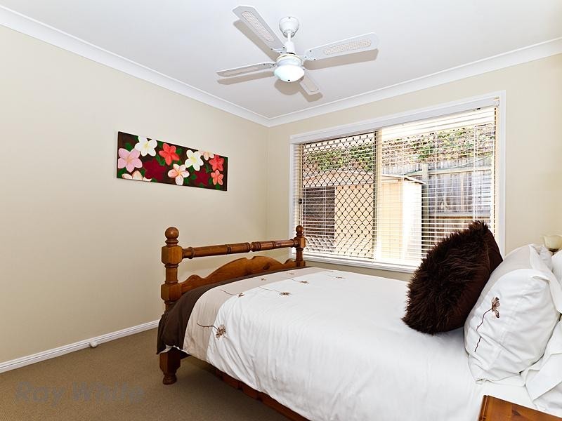 4 Brighton Parade, Forest Lake QLD 4078