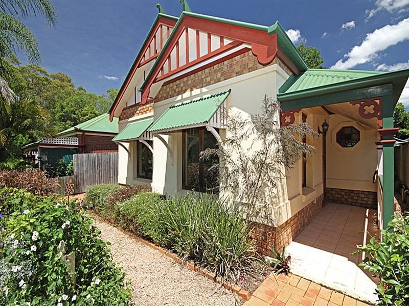 11 COOT-THA Place, Forest Lake QLD 4078