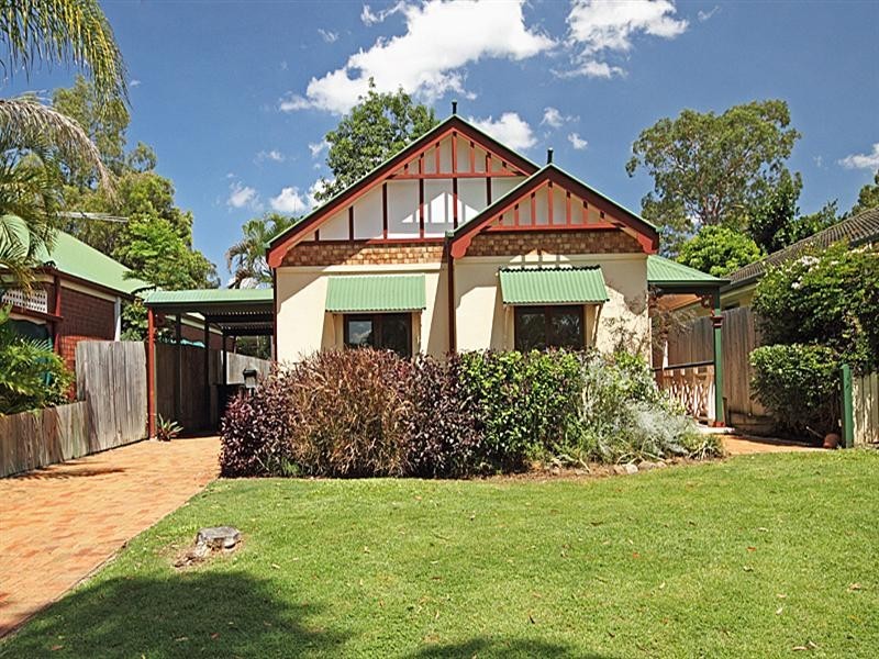 11 COOT-THA Place, Forest Lake QLD 4078