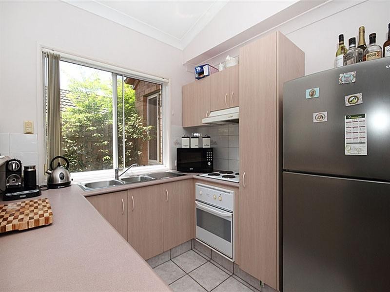 30 Acorn Circuit, Forest Lake QLD 4078