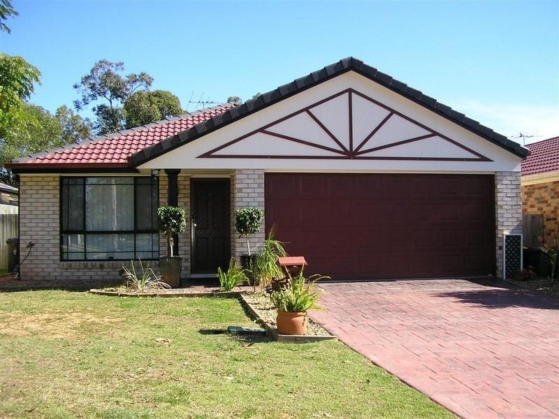 9 Hyde Place, Forest Lake QLD 4078