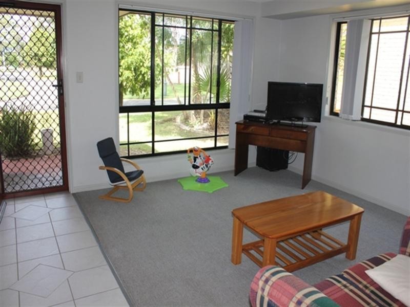 9 Hyde Place, Forest Lake QLD 4078