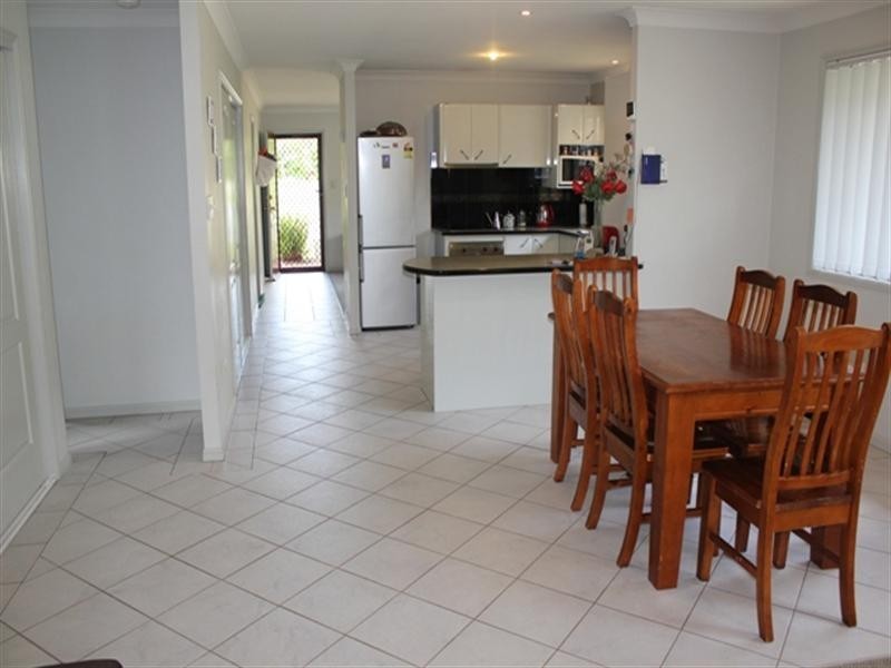 9 Hyde Place, Forest Lake QLD 4078