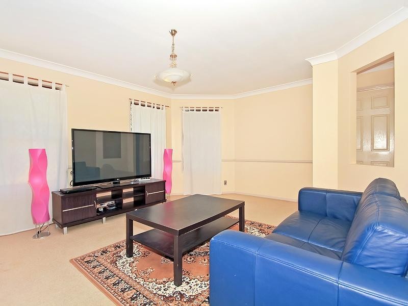 43 Ibis Circuit, Forest Lake QLD 4078