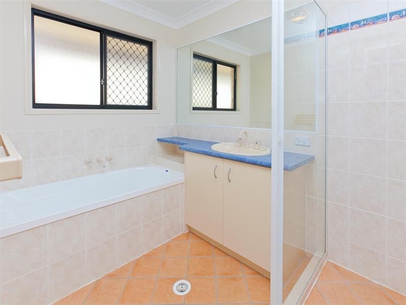 6 Milliken Circuit, Forest Lake QLD 4078