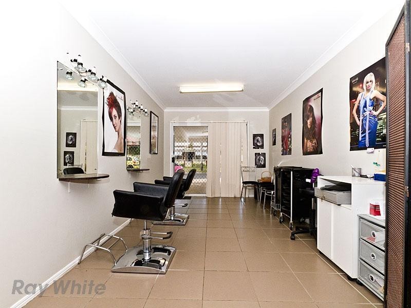 3 Goldeneye Place, Forest Lake QLD 4078