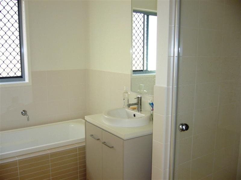 51 Leon Capra, Augustine Heights QLD 4300