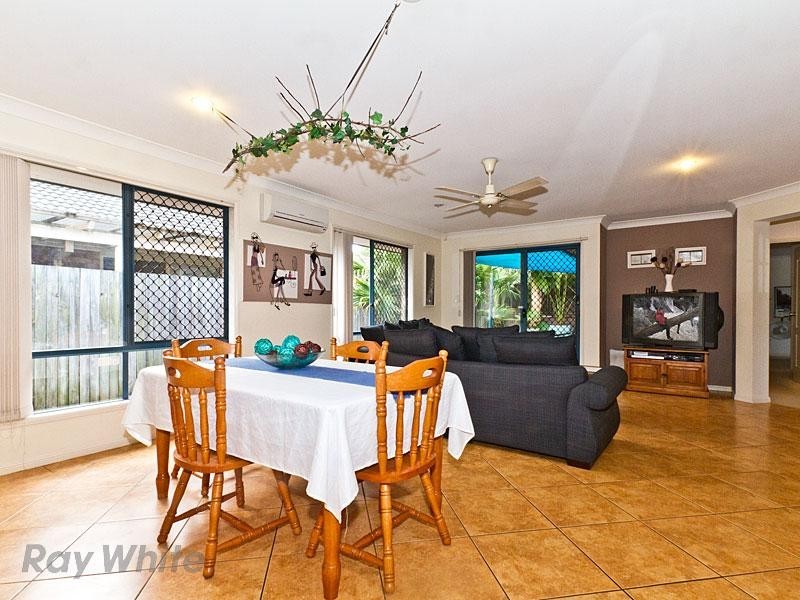 34 Toolara Circuit, Forest Lake QLD 4078