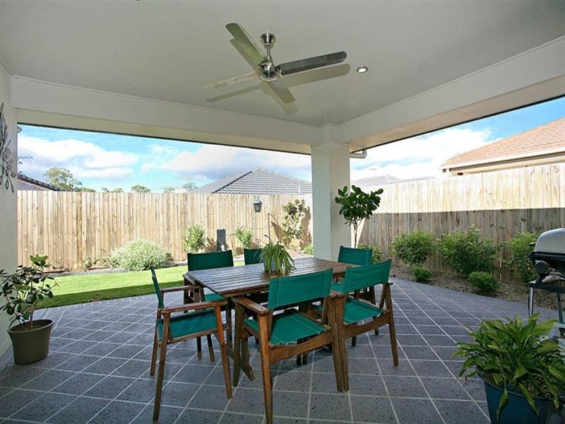 52 Colebrook Crescent, Doolandella QLD 4077