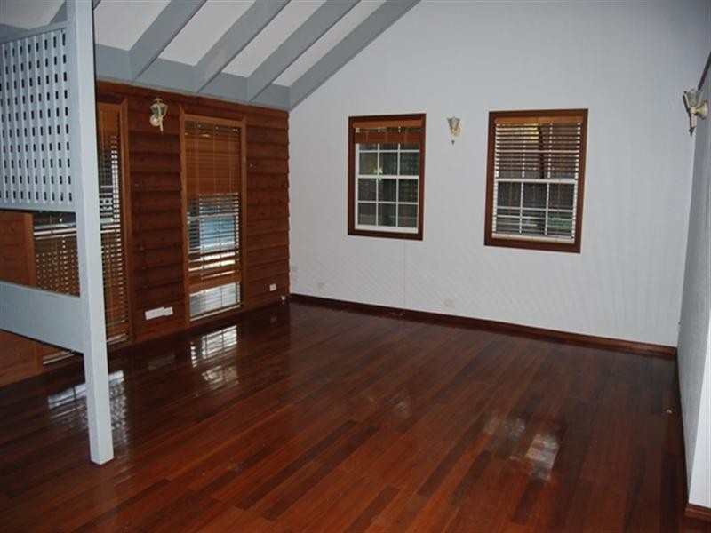 13 LOFFS Road, Loganholme QLD 4129