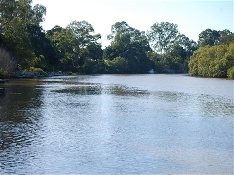 13 LOFFS Road, Loganholme QLD 4129