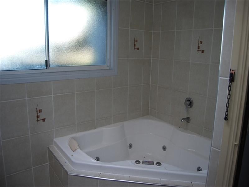 13 LOFFS Road, Loganholme QLD 4129