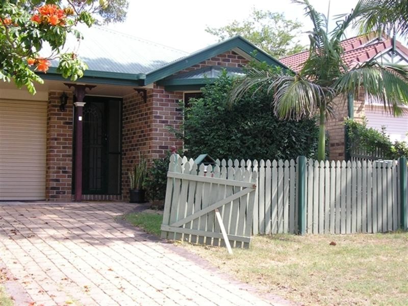 5 Ornata Place, Forest Lake QLD 4078