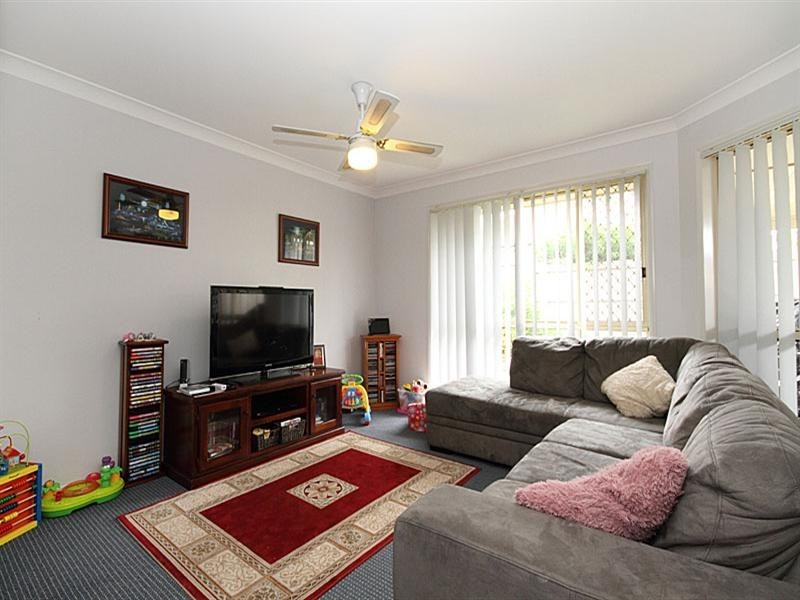 10 ROBSON Street, Forest Lake QLD 4078