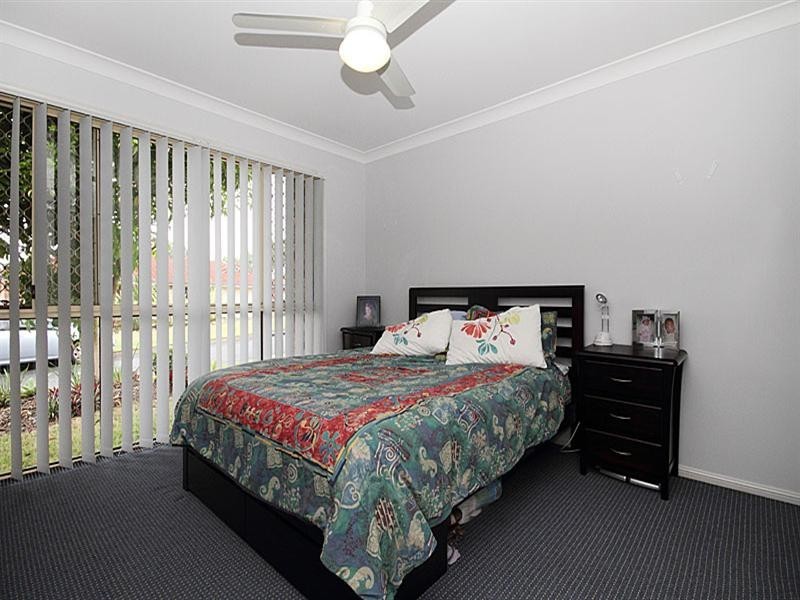 10 ROBSON Street, Forest Lake QLD 4078