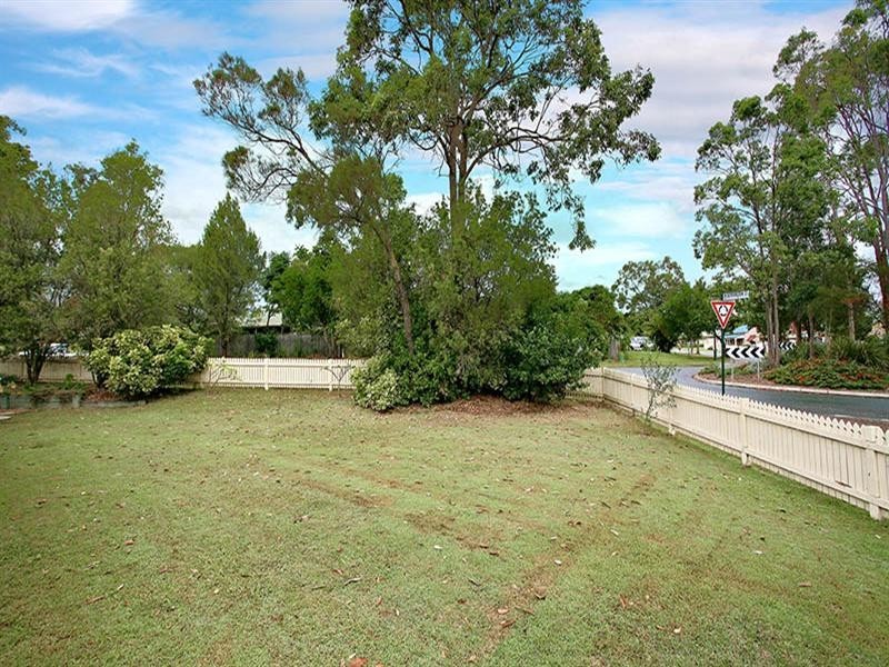 56 Centennial Way, Forest Lake QLD 4078