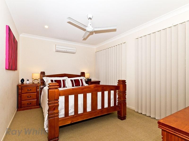 21 Sanctuary Drive, Forest Lake QLD 4078