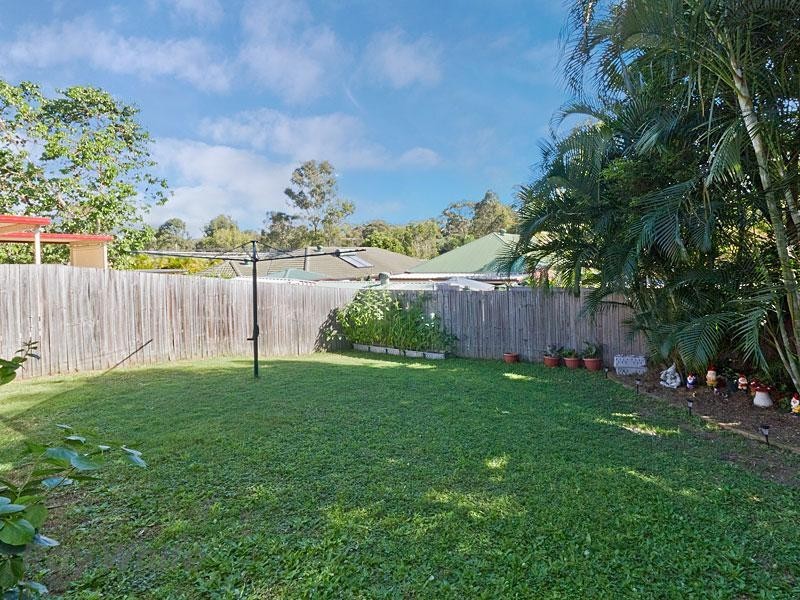 8 Pintail Crescent, Forest Lake QLD 4078