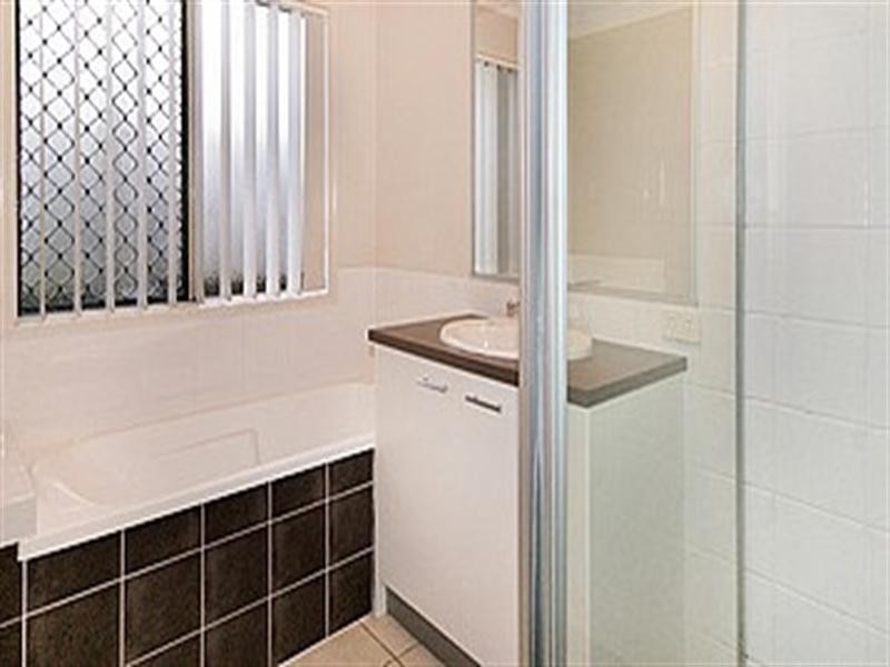 6 Dandenong Street, Forest Lake QLD 4078