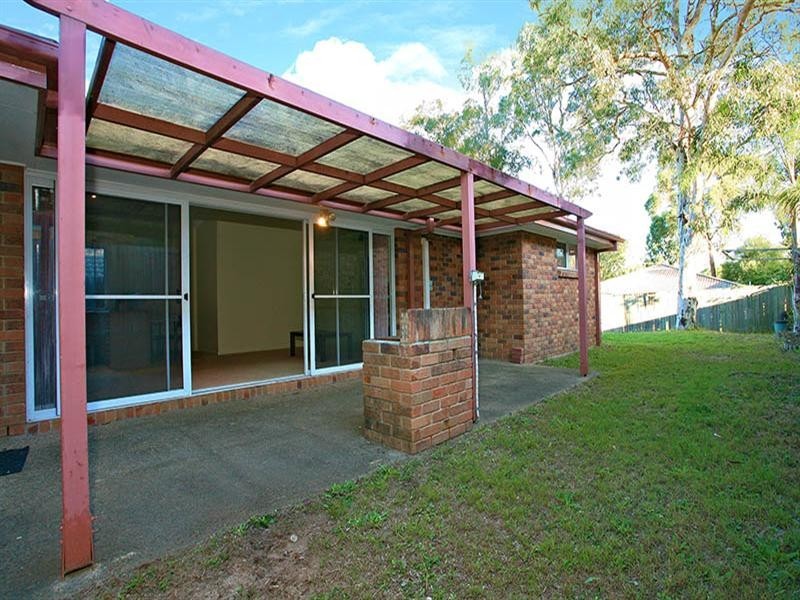 16 Tenterfield Place, Forest Lake QLD 4078