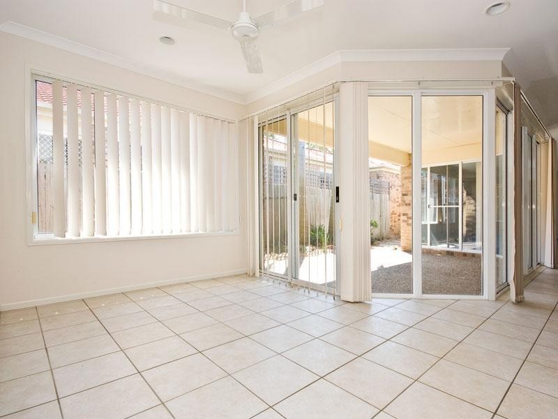 32 Heath Street, Forest Lake QLD 4078