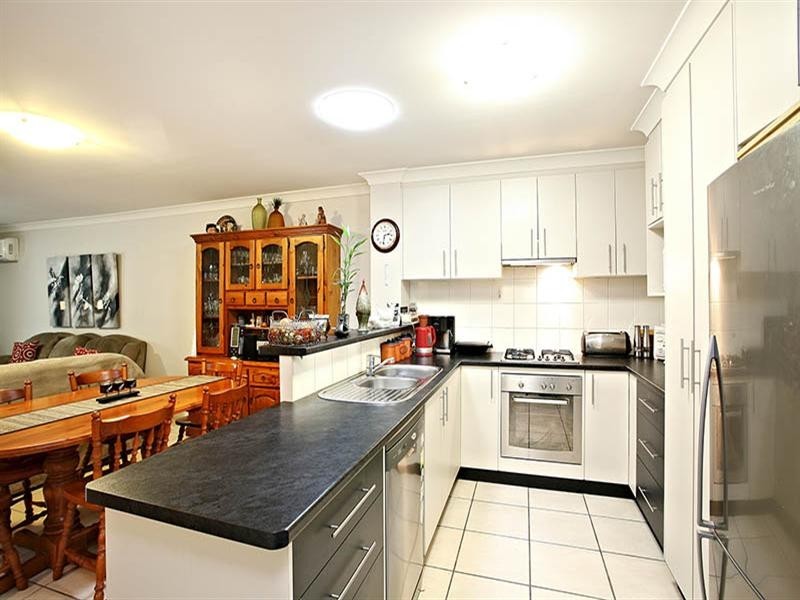 1/84 Cascade Drive, Forest Lake QLD 4078