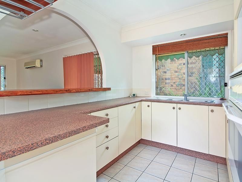 18 Collina Crescent, Forest Lake QLD 4078