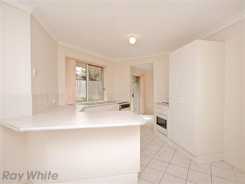 42 Settlers Circuit, Forest Lake QLD 4078