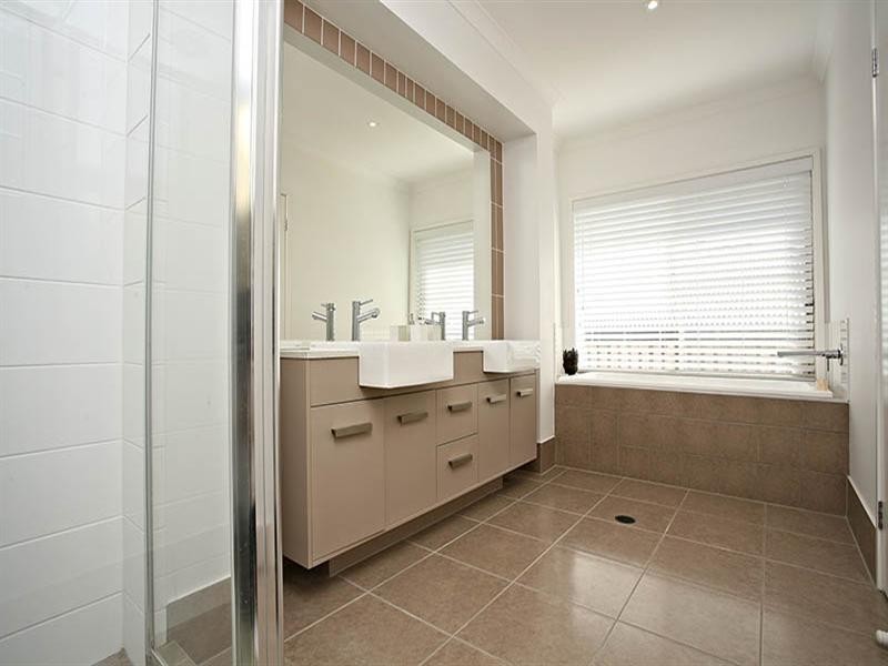 3 Penneshaw Crescent, Ormeau QLD 4208