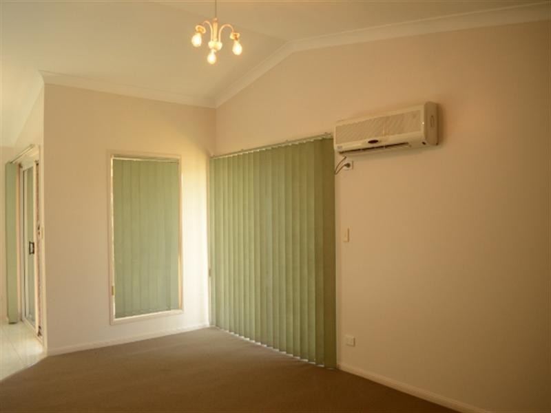 58 Lakeside Crescent, Forest Lake QLD 4078