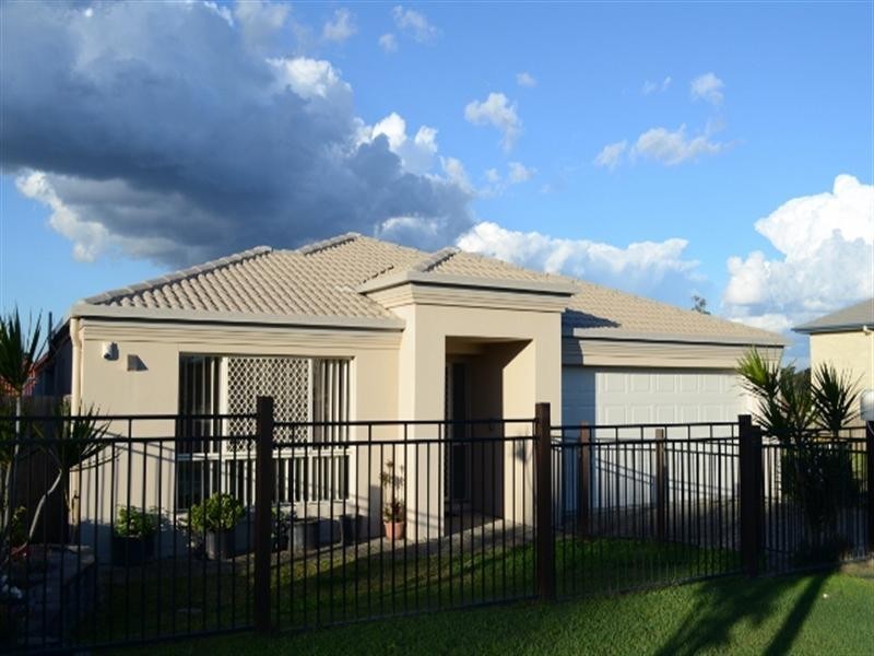 31 Gilberton Crescent, Forest Lake QLD 4078