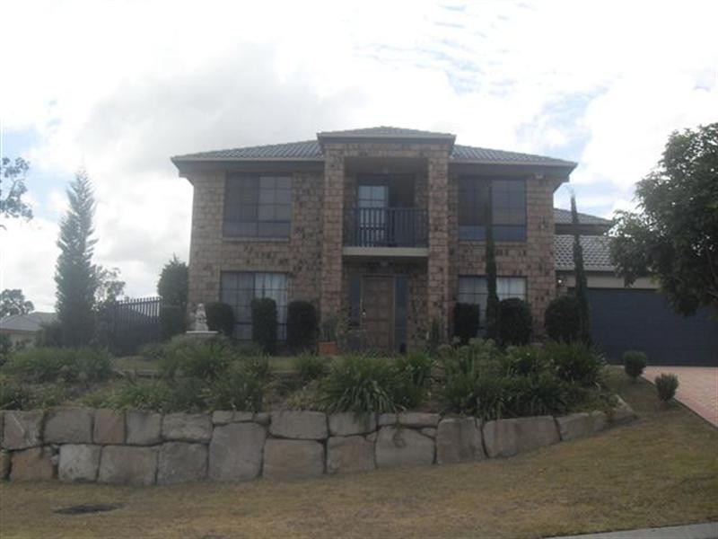 27 Vaucluse Street, Forest Lake QLD 4078