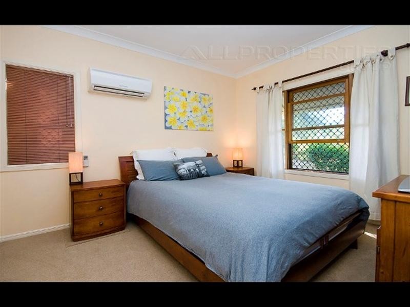 18 Babylon Place, Forest Lake QLD 4078