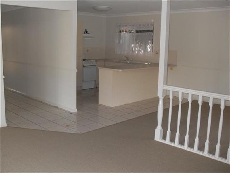 6 Amara Crescent, Forest Lake QLD 4078