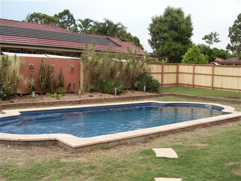 15 Tasman Place, Forest Lake QLD 4078