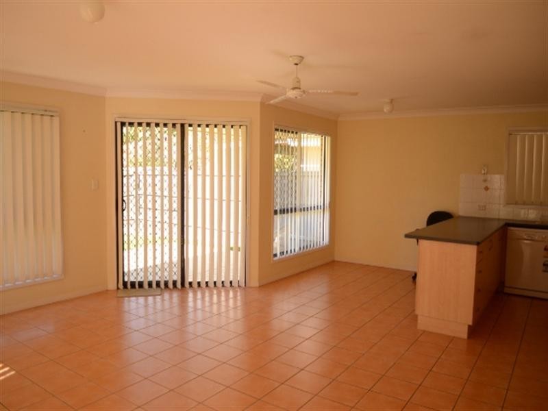 36 Paton Crescent, Forest Lake QLD 4078