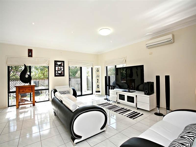4 St Tropez Place, Forest Lake QLD 4078