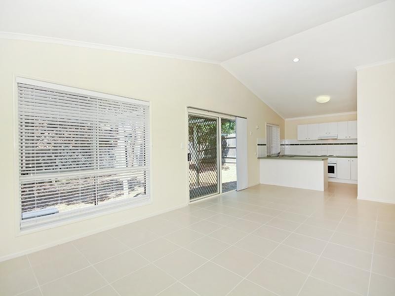 67 Oxford Parade, Forest Lake QLD 4078