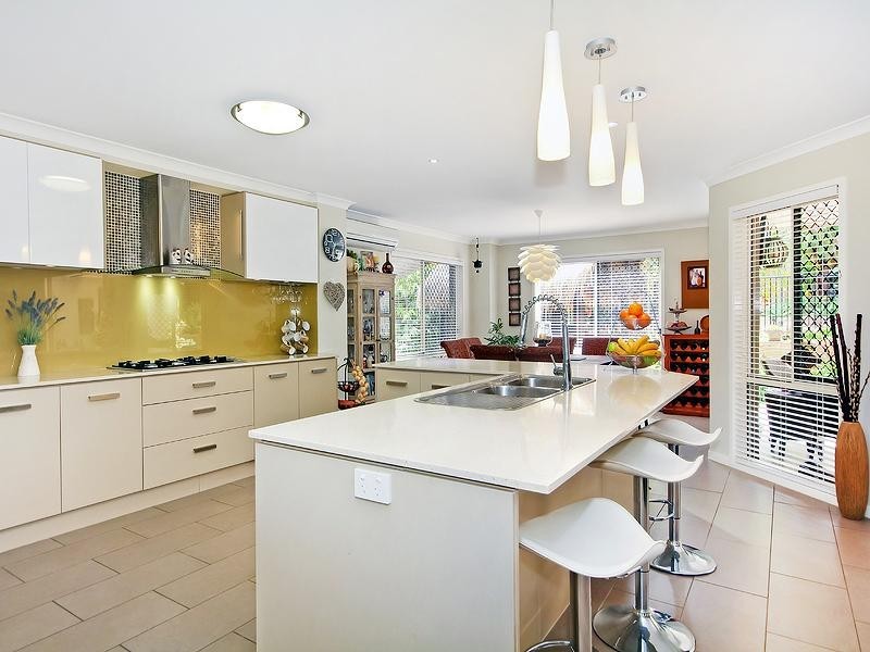 3 Lomandra Place, Forest Lake QLD 4078