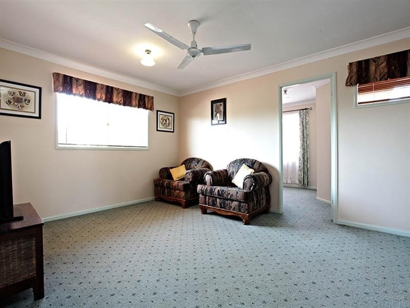 4 Elabana Place, Forest Lake QLD 4078