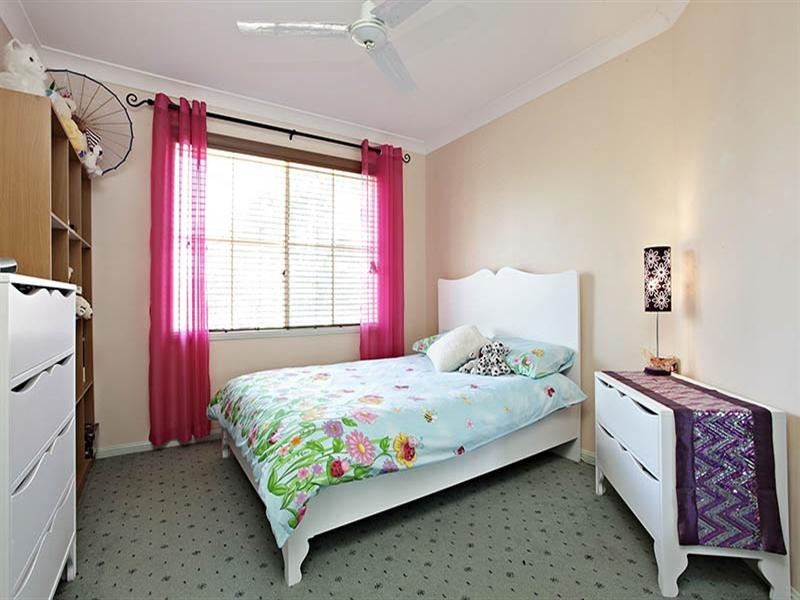 4 Elabana Place, Forest Lake QLD 4078